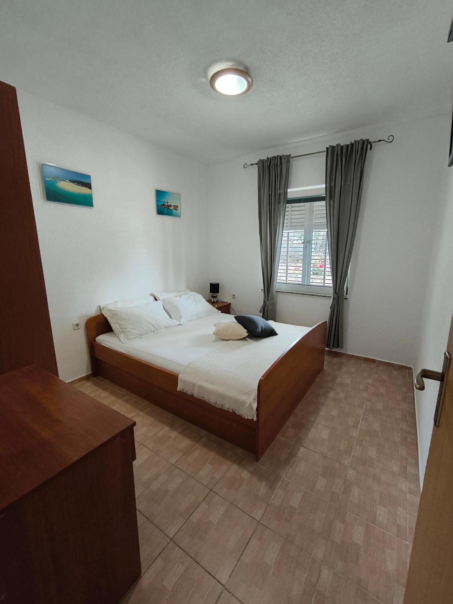 Apartmani Baresic 포드고라 외부 사진
