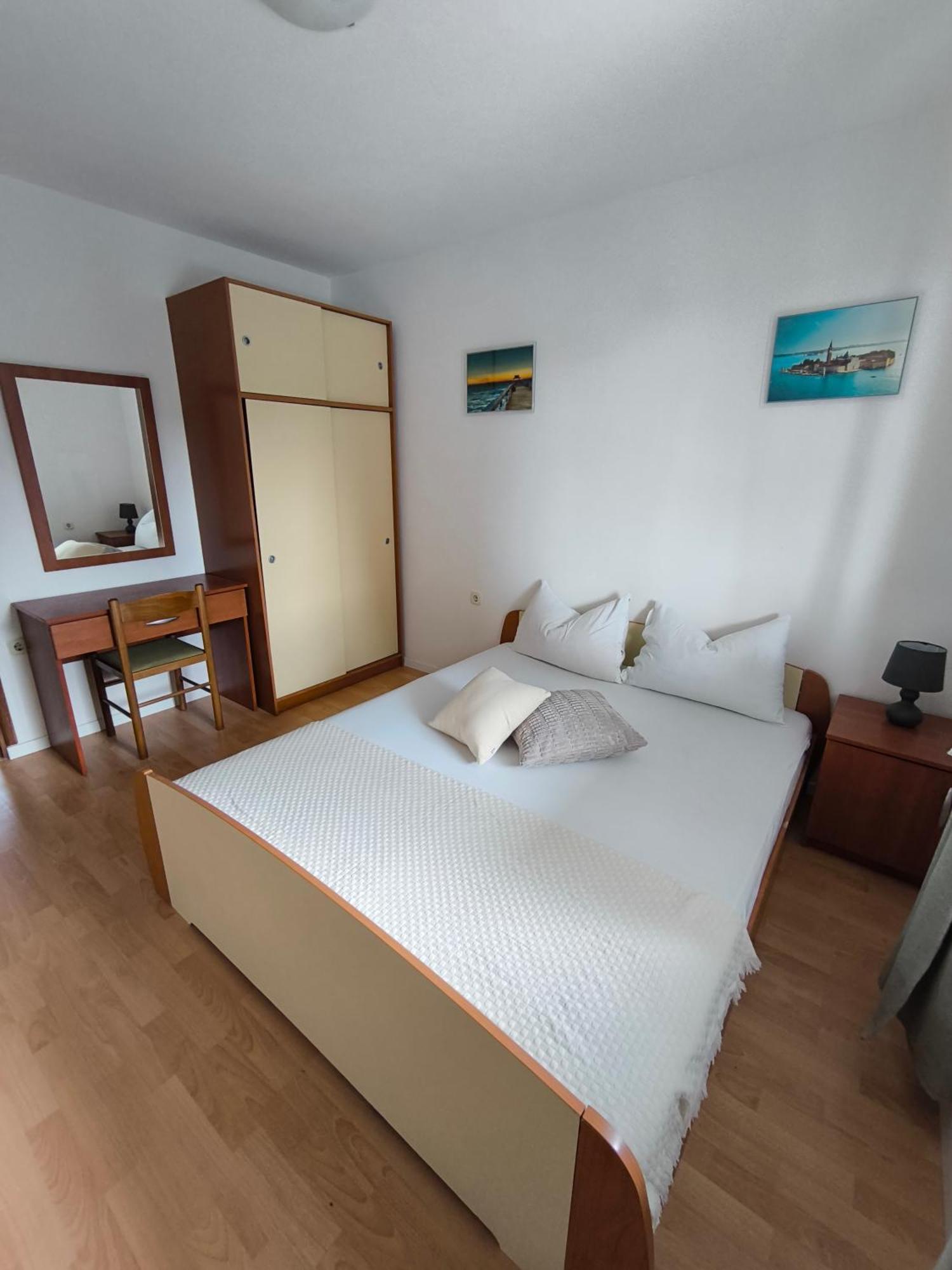 Apartmani Baresic 포드고라 외부 사진